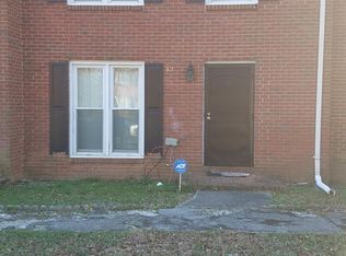 720 Redland Dr, Jonesboro, GA 30238