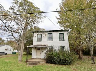 3963 Oakleys Ln, Richmond, VA 23223