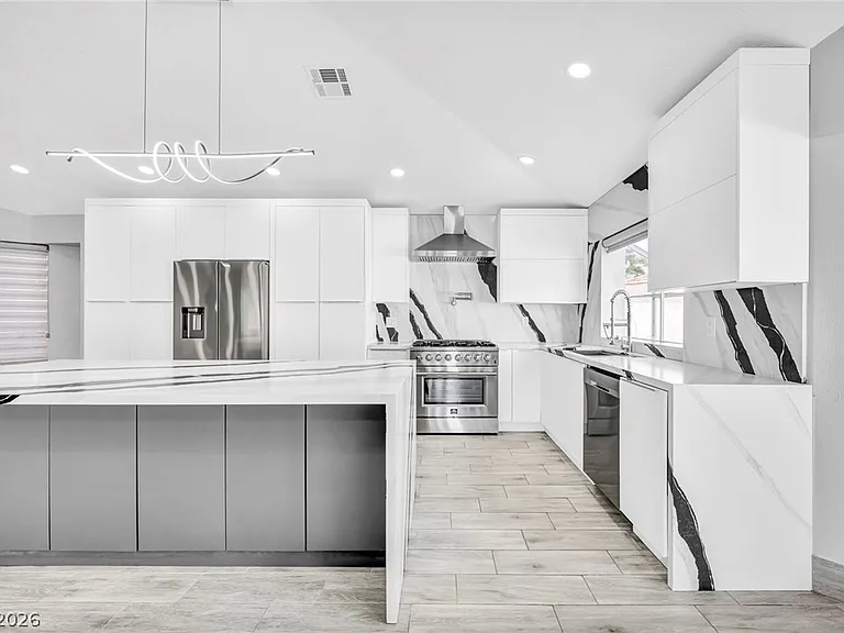 3000 Blue Fin Cir — Photo 13