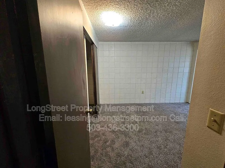 2145 NW Highland Dr #2 — Photo 12
