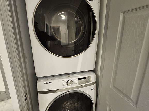 3rd image of 1259 Richmond Ave #2A