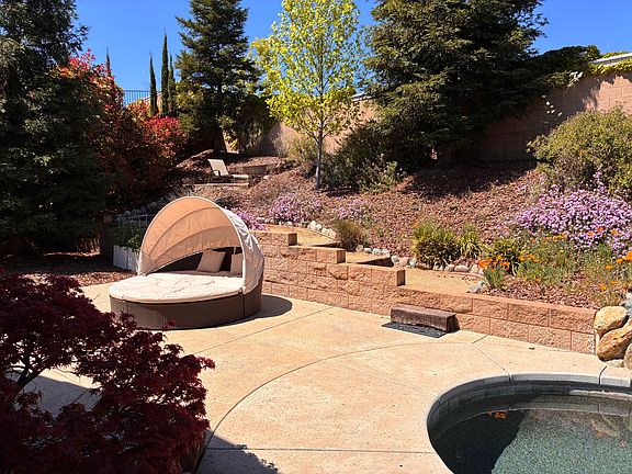 2nd image of 3040 Walcott Way