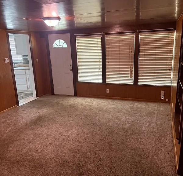 511 N Washington St — Photo 5
