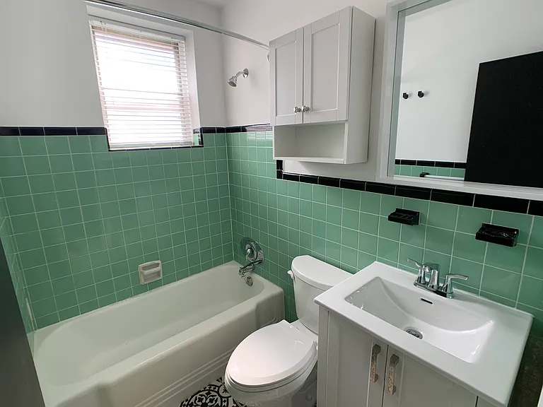 105 Rosemount Ave — Photo 9