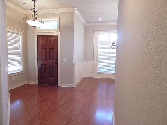 3rd image of 266 Bella Vita St
