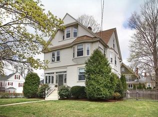 10 Harrison St, Stoneham, MA 02180