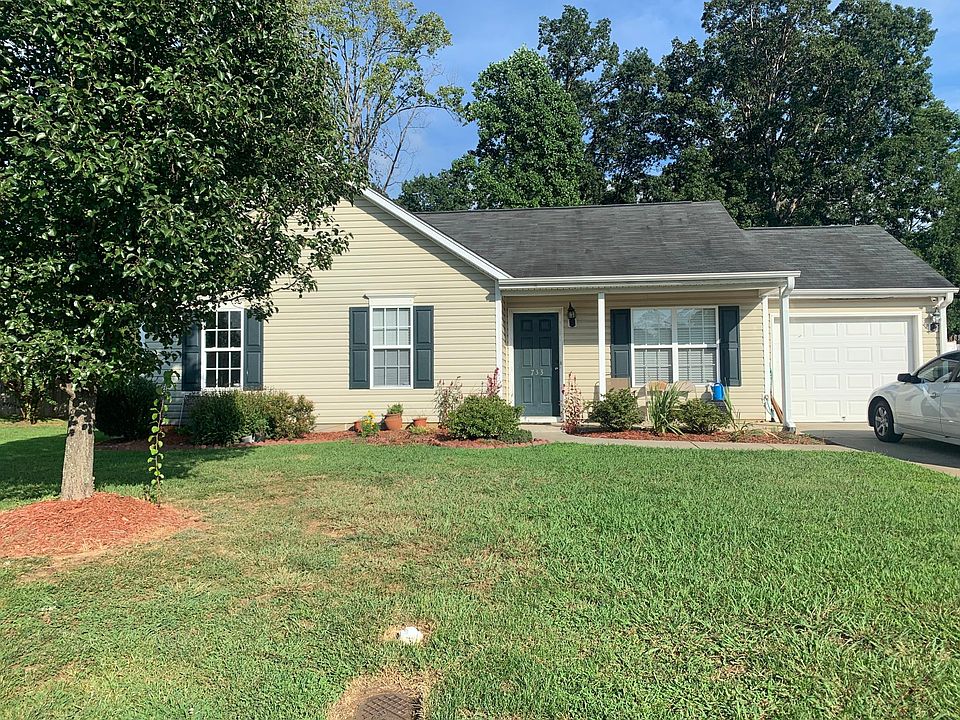 1st image of 733 Audrey Ln