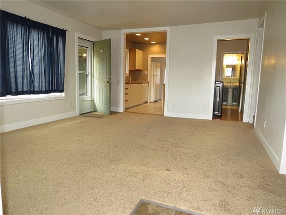 5th image of 321 7th Ave NW