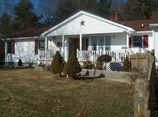 109 Daniels Dr, East Brookfield, MA 01515