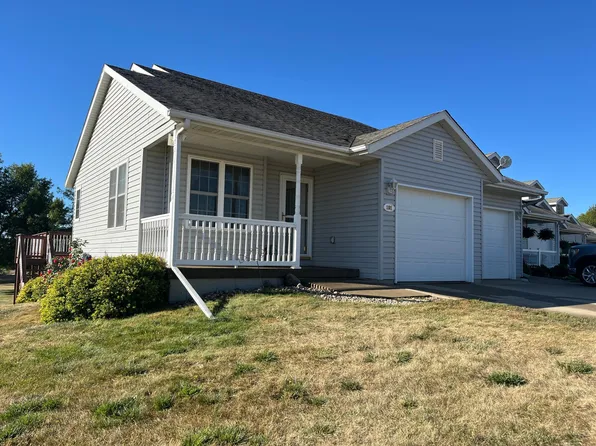 101 Kelsey Ln, Slayton, MN 56172