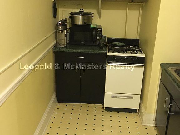 4th image of 223 Essex St #26U