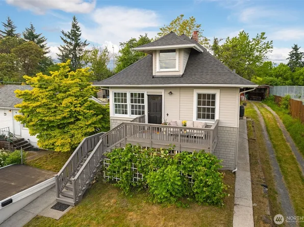 4340 S Bennett, Seattle, WA 98118