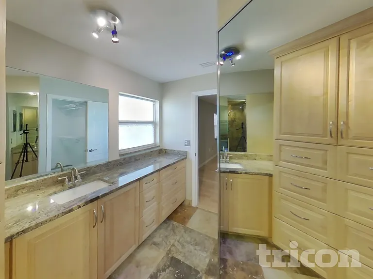 1601 Gulf Rd — Photo 10