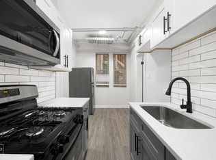 5948 W Superior St #D1, Chicago, IL 60644