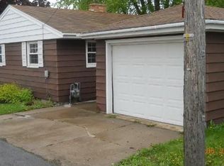 119 Thomas Ave SW, Silver Lake, MN 55381