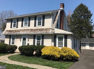 327 S 4th St, North Wales, PA 19454