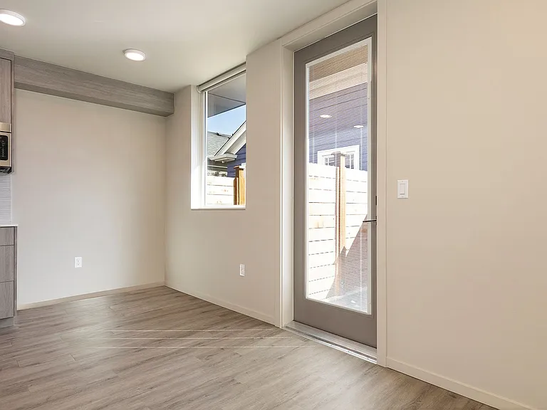 The Merz Luxury Apartments — Photo 41