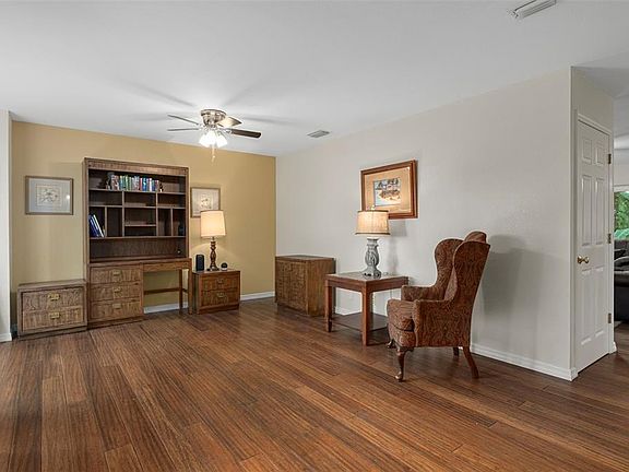 5th image of 15839 Powerline Rd