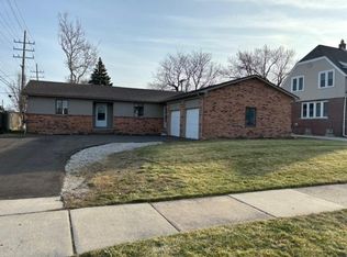 21404 Erben St, Saint Clair Shores, MI 48081