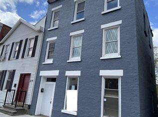 317 2nd St #1, Troy, NY 12180