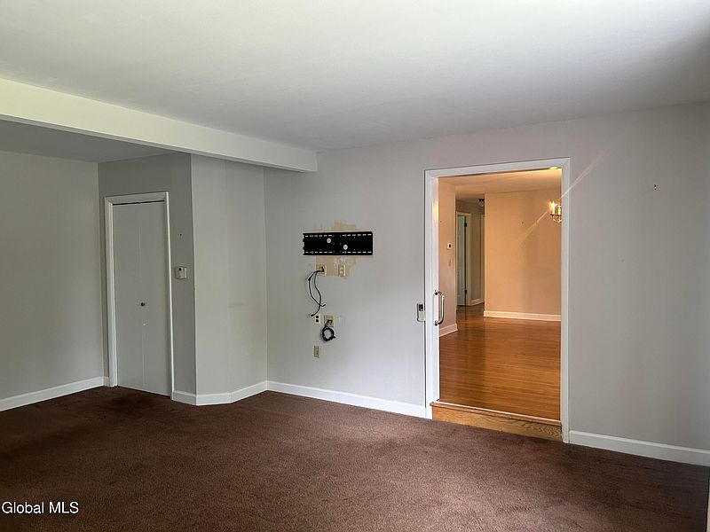 5th image of 55 Vly Road