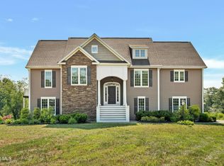 3 Riverside Ct, Stillwater, NY 12170