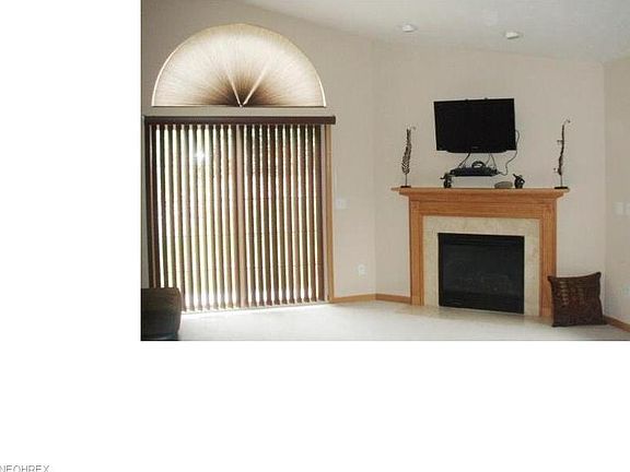 2nd image of 6226 Hollow Ln