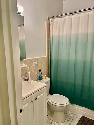 Rented by PennApts | media 10