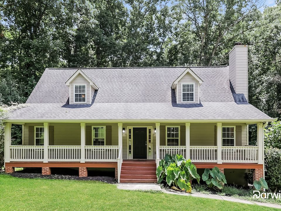 1st image of 169 Hayes Cir