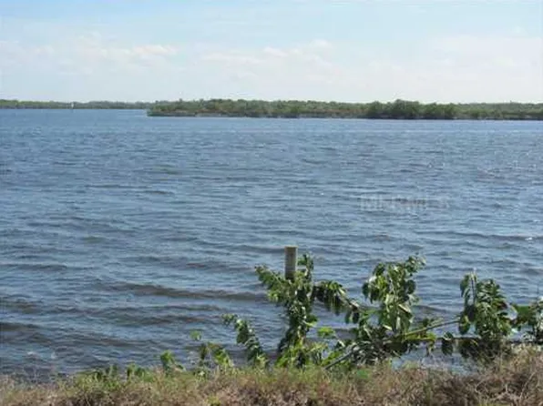 3328 Peace River Dr, Punta Gorda, FL 33983