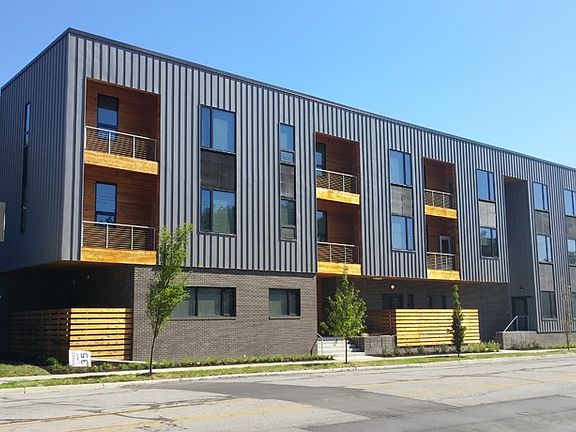 3rd image of 603 E 63rd St #107