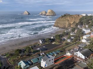 4900 Rosenberg Loop, Oceanside, OR 97134