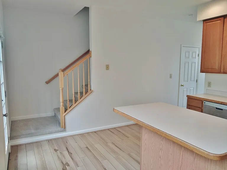 1283 Wanda Dr — Photo 11