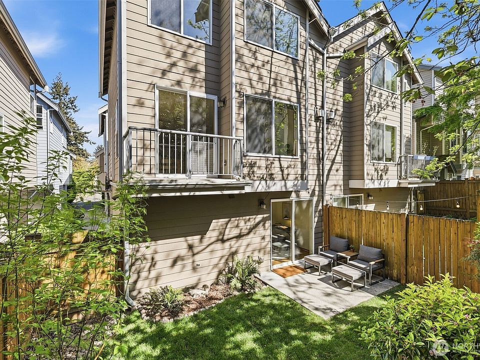 1st image of 9243 Ashworth Avenue N #B