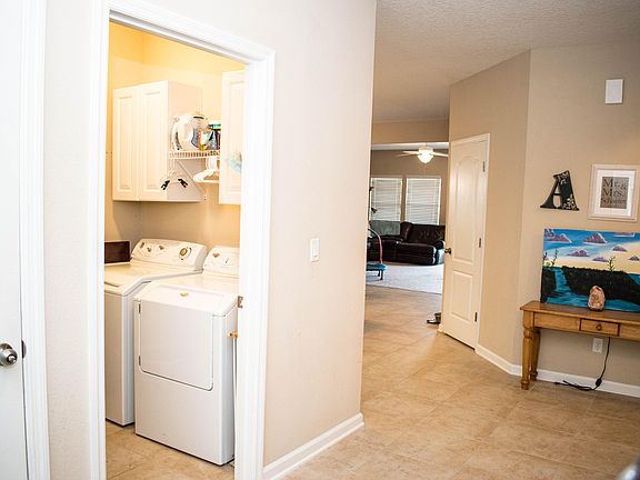 3rd image of 108 Mission Trace Dr