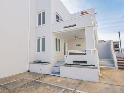 9607 Pacific Ave APT 2, Margate City, NJ, 08402