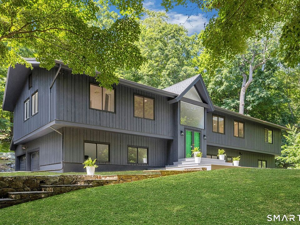 1st image of 26 Hill Farm Road
