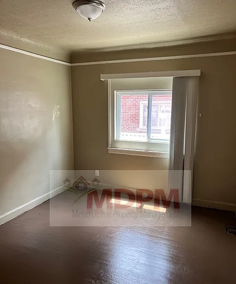 17515 Northlawn St #1 — Photo 8
