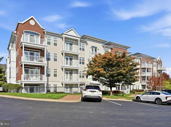 243 Gilpin Dr, West Chester, PA 19382
