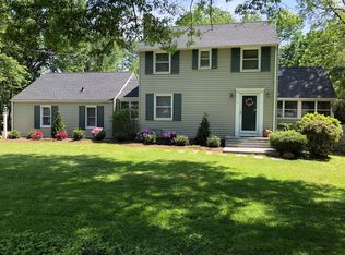 24 Spruce St, Basking Ridge, NJ 07920