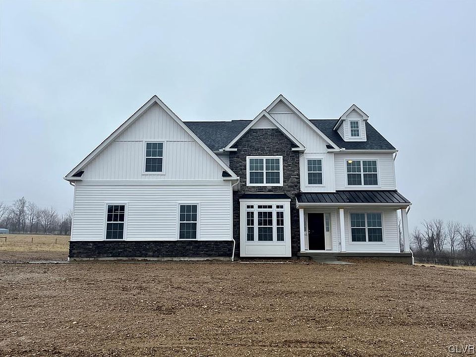 1st image of 210 Scenic Ct #3