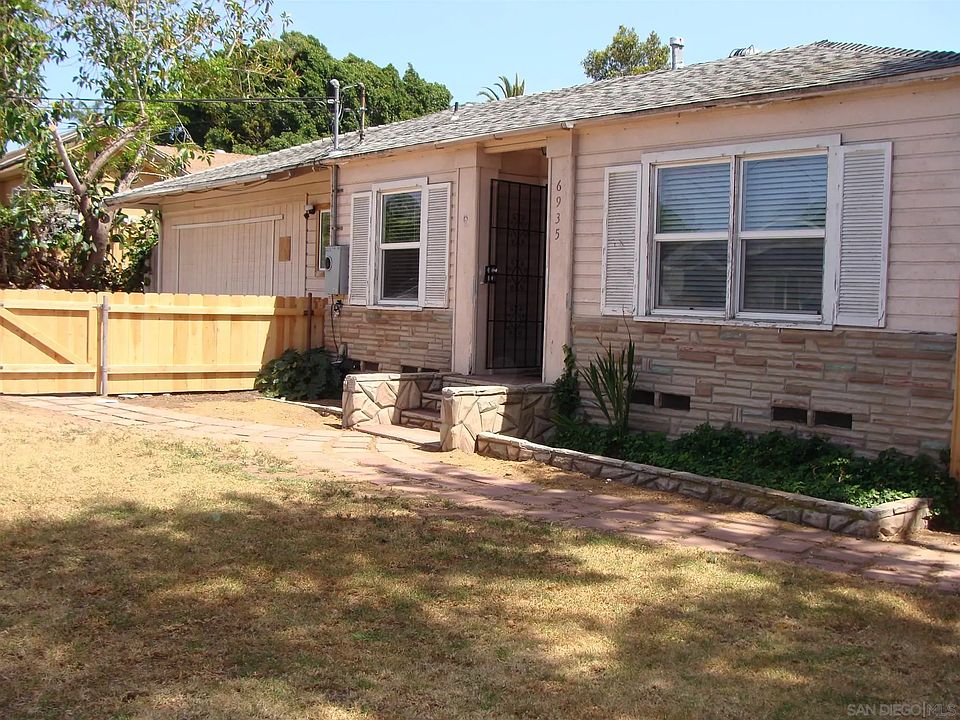 1st image of 6935-35 1/2 Hoffman Ave
