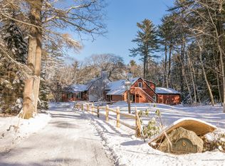 8 Fox Hill Rd, Cape Elizabeth, ME 04107