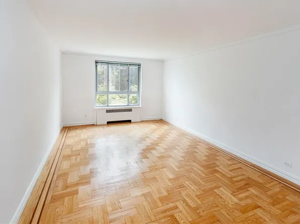 4445 Post Road #4D, Bronx, NY 10471