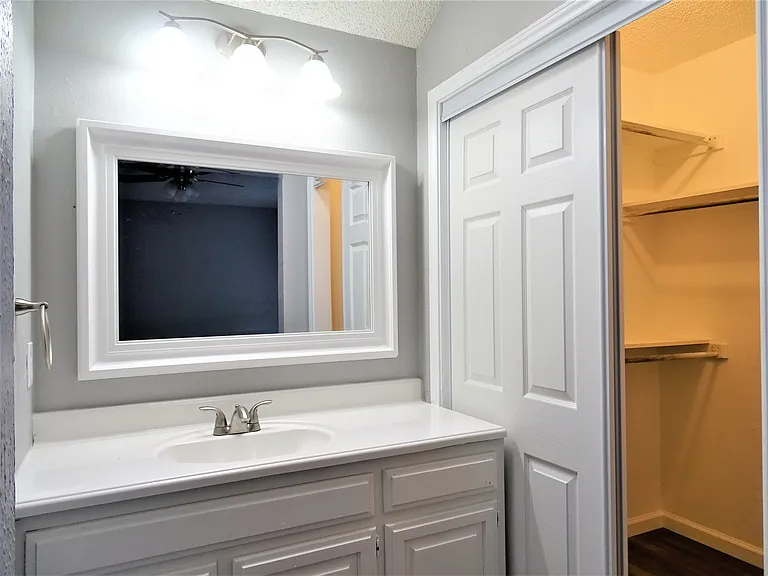 11925 Garden Terrace Dr — Photo 15