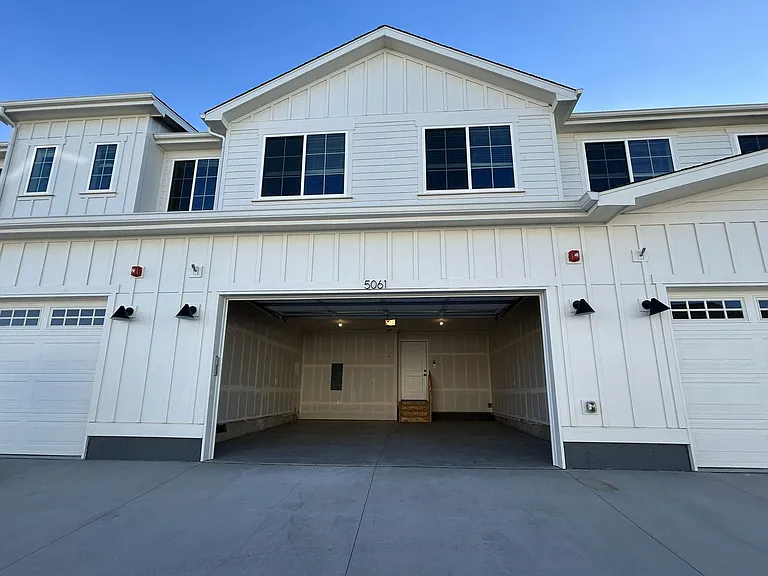 5061 Avon Ave — Photo 14