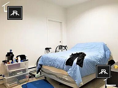 2nd image of 450 Park Dr #22
