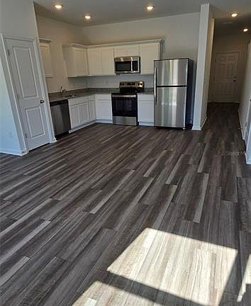 3rd image of 6136 Pina Colada St