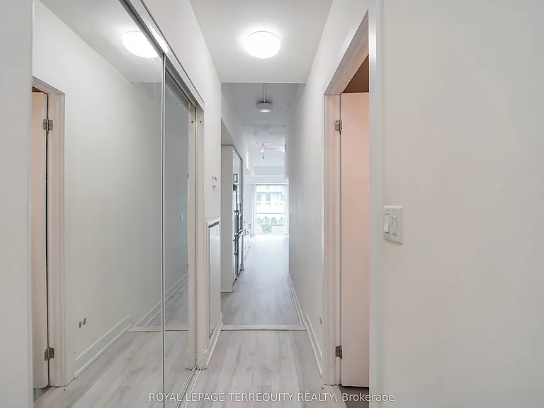 75 The Donway W #204 — Photo 16