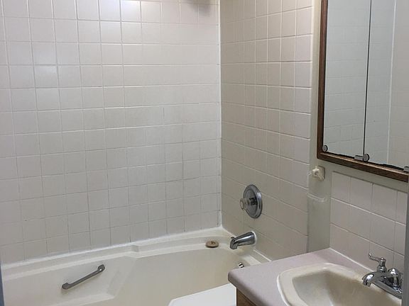 Main floor bathroom